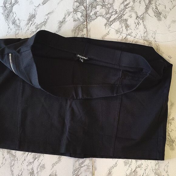 Roz & Ali Black Stretch Pull On Mini Skirt Plussize 2X - Picture 10 of 13